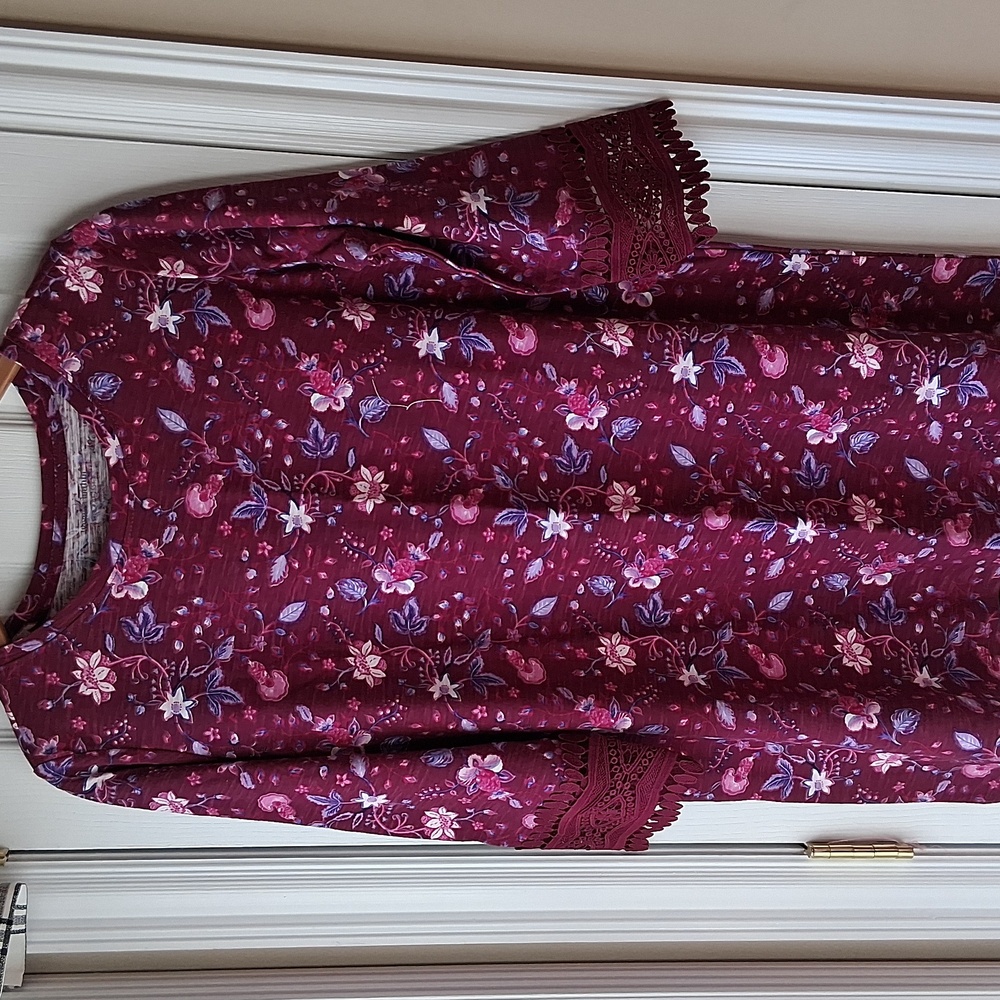 NWOT Woman Within Tunic Burgundy Floral Tunic Length Top